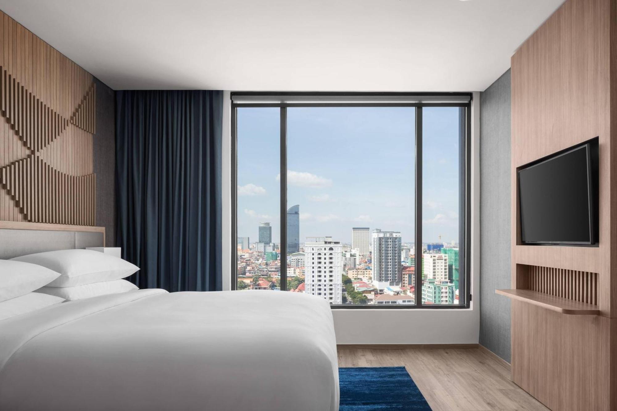 Courtyard By Marriott Phnom Penh Hotell Eksteriør bilde