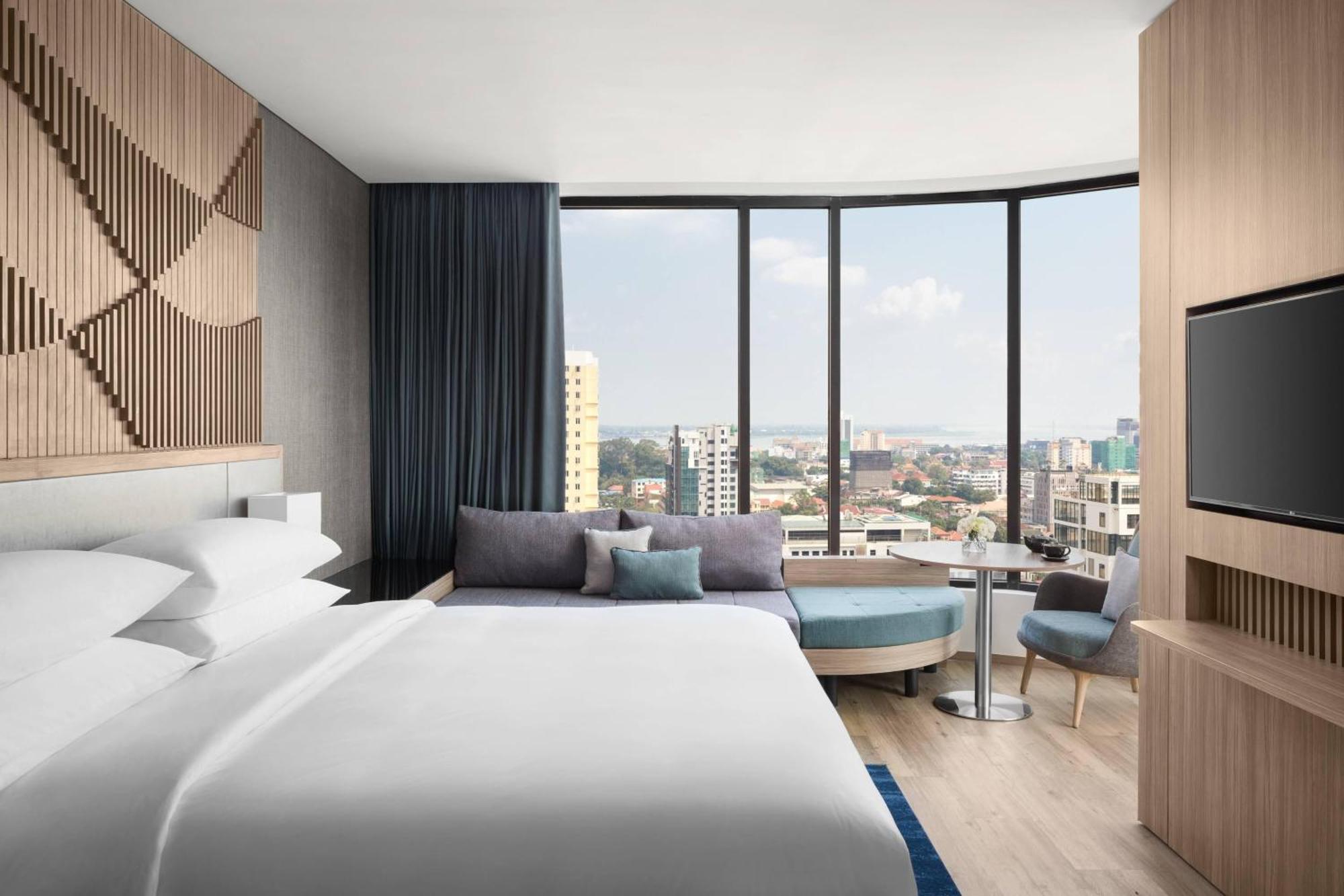 Courtyard By Marriott Phnom Penh Hotell Eksteriør bilde